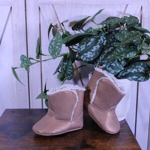 Carter’s Infant Winter Boots Tan Gender-neutral 6–9M Baby Sherpa Lined